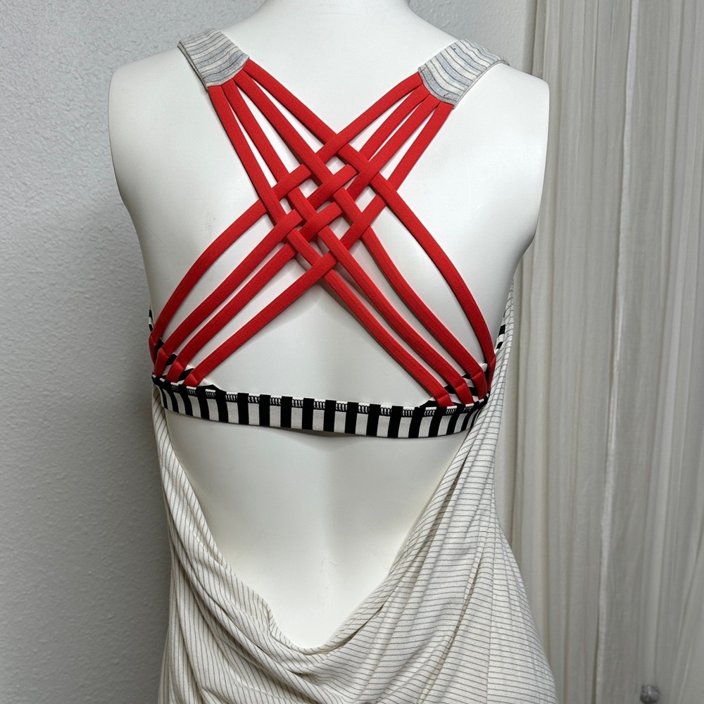 Lululemon WILD Tank Strappy Back Orange Black White Size 6 Built-In Bra - Picture 5 of 14